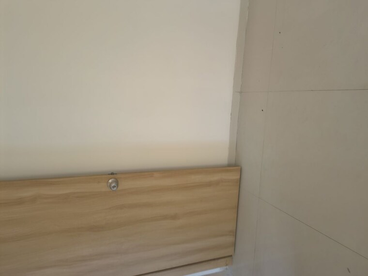 Room, kurla east 2 Bedroom 600 Sq.Ft. Apartment In Kurla East Mumbai 10274406