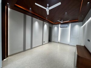 4 BHK Builder Floor For Rent in Sector 65