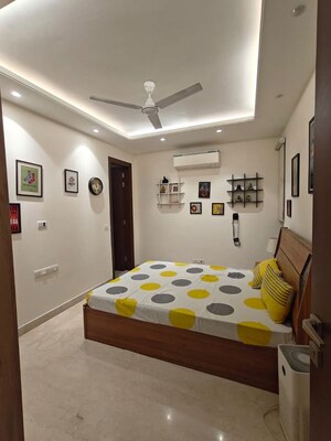Master Bedroom in 3 BHK Apartment at Green Park Extension – for Rent