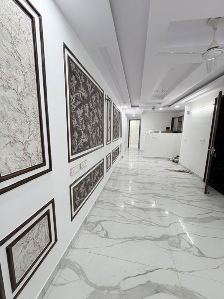 Balcony, govindpuri 3 Bedroom 90 Sq.Yd. Builder Floor In Govindpuri Delhi 10257869