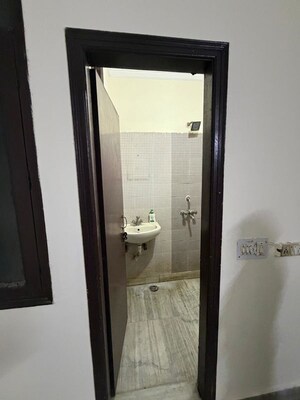 Building Lobby in 2 BHK Builder Floor at Govindpuri – for Rent