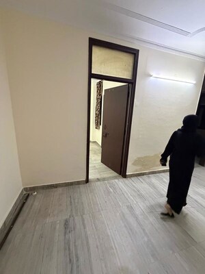 Room in 2 BHK Builder Floor at Govindpuri – for Rent