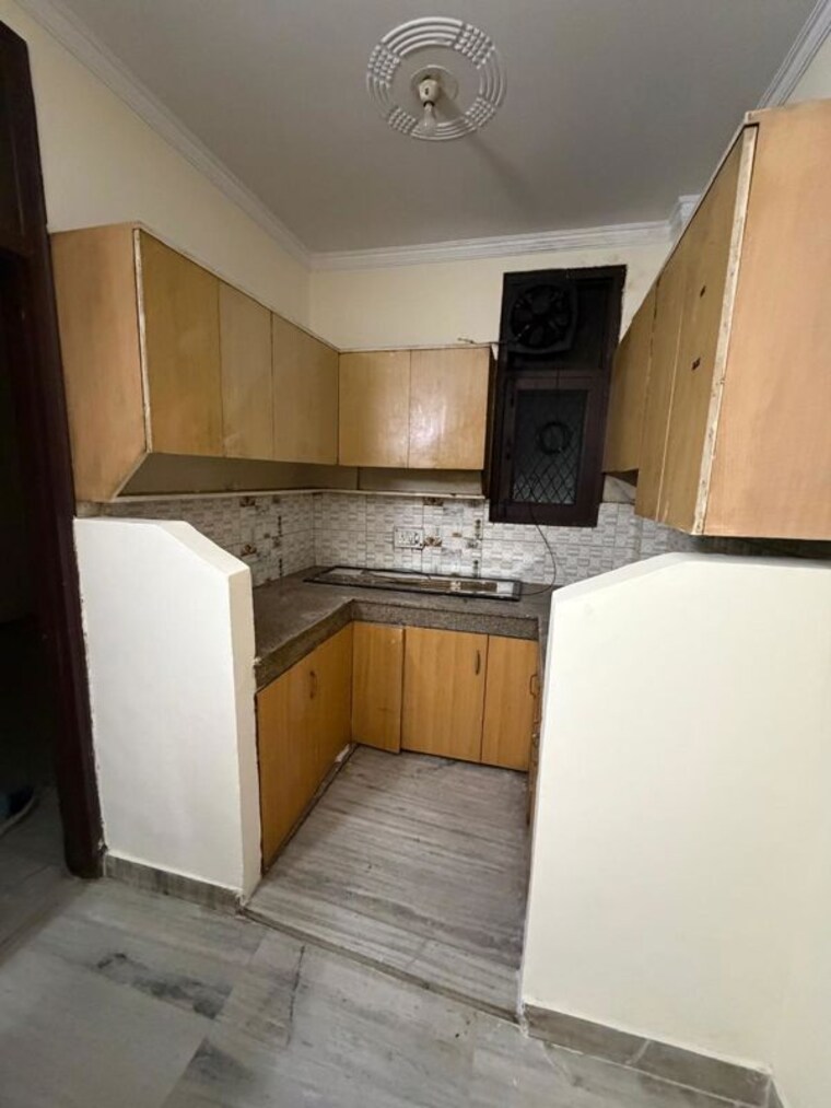 Kitchen, govindpuri 2 Bedroom 75 Sq.Yd. Builder Floor In Govindpuri Delhi 10255702