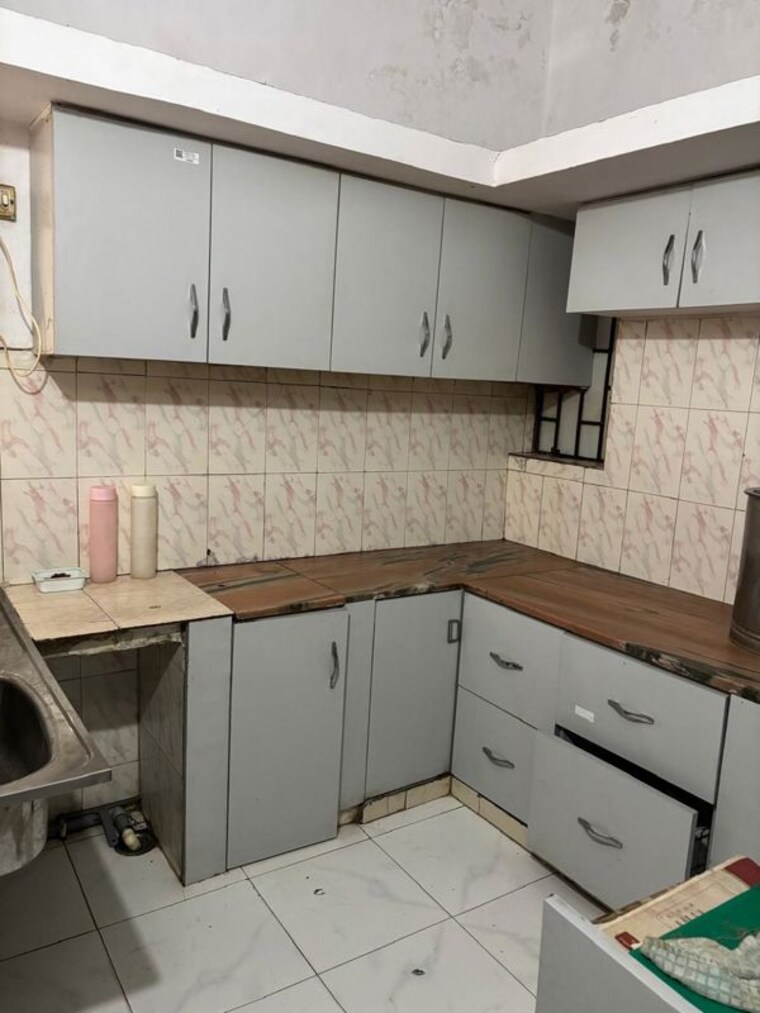 Kitchen, gomti nagar 3 Bedroom 800 Sq.Ft. Independent House In Gomti Nagar Lucknow 10274436