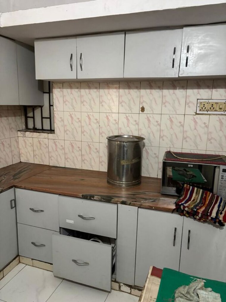 Kitchen, gomti nagar 3 Bedroom 800 Sq.Ft. Independent House In Gomti Nagar Lucknow 10274436