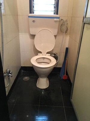 Bathroom in 1 BHK Apartment at Juhu – for Rent