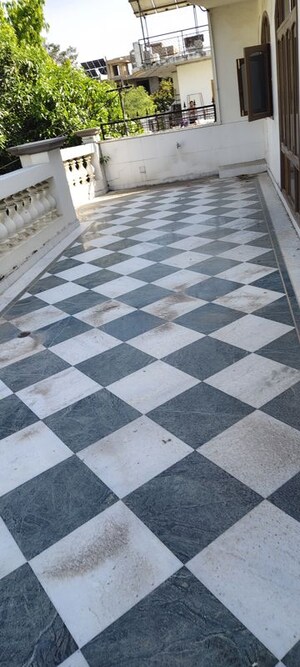 Balcony in 2 BHK Independent House at Gomti Nagar – for Rent