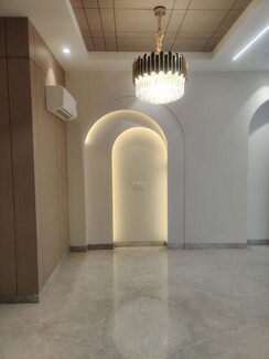 3 BHK + Pooja Room,Servant Room,Study Room,Extra Room Apartment For Rent in Green Park Extension
