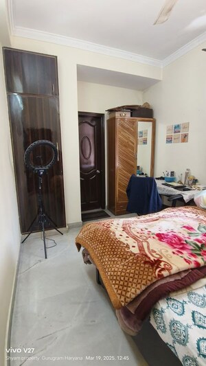 Bedroom in 2 BHK Builder Floor at Sector 31 – for Rent