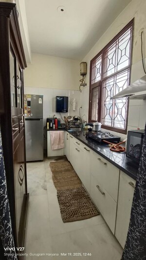 Kitchen in 2 BHK Builder Floor at Sector 31 – for Rent