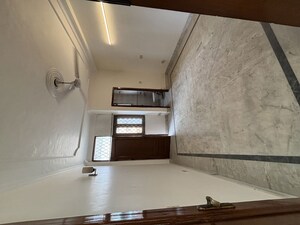 Furnished Amenities in 2 BHK Builder Floor at Saket – for Rent