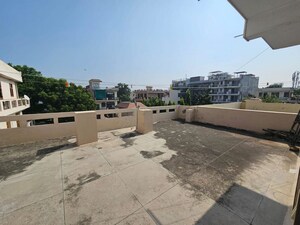 2 BHK Builder Floor – Exterior View View at Sector 31 - for Rent