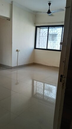 1 BHK + Extra Room Apartment For Rent in Lokhandwala Complex