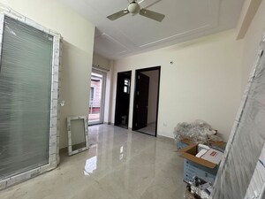 Living Room in 1 BHK Apartment at Chattarpur – for Rent