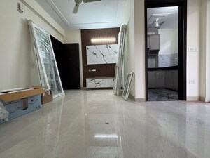 Room in 1 BHK Apartment at Chattarpur – for Rent