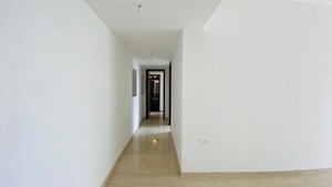 Room in 3 BHK Apartment at Lodha The Park, Worli – for Rent