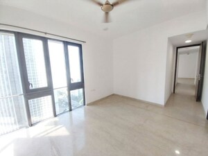 Room in 3 BHK Apartment at Lodha The Park, Worli – for Rent