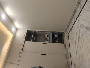 Furnished Amenities in 2 BHK Builder Floor at Dayanand Colony – for Rent