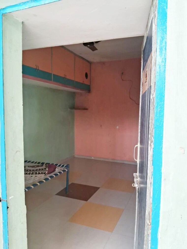 Room, chandkheda 1 RK 465 Sq.Ft. Independent House In Chandkheda Ahmedabad 10274615