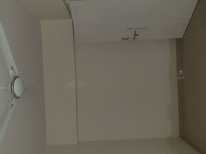 Room in 1 BHK Apartment at Bhoomi SRA CHS, Goregaon East – for Rent