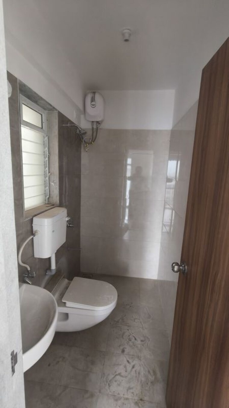 Bathroom, godrej-vihaa 1 Bedroom 680 Sq.Ft. Apartment In Badlapur East Thane 10274683