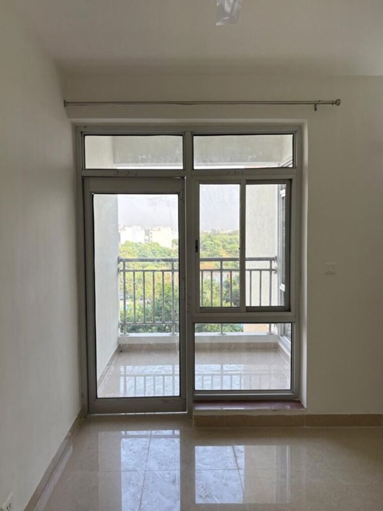 Room, sector 19b dwarka 3 Bedroom 1800 Sq.Ft. Apartment In Sector 19b Dwarka Delhi 9542731