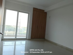 Room in 4 BHK Apartment at SS Linden, Sector 84 – for Rent