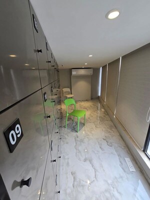  1 BHK Apartment at IM Applaud 38, Goregaon East – for Sale