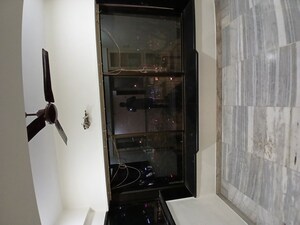 Furnished Amenities in 2 BHK Apartment at Goregaon East – for Rent