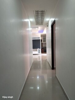 2.5 BHK + Pooja Room,Servant Room,Study Room Builder Floor For Rent in Smart World Gems