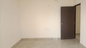 Room in 2 BHK Apartment at Candeur 40, Miyapur – for Sale