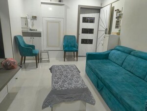 Bedroom in 2 BHK Apartment at DGS Sheetal Tapovan, Malad East – for Rent