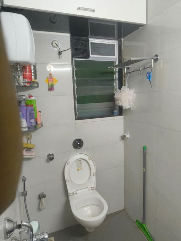 Bathroom, dgs-sheetal-tapovan 2 Bedroom 650 Sq.Ft. Apartment In Malad East Mumbai 10274761