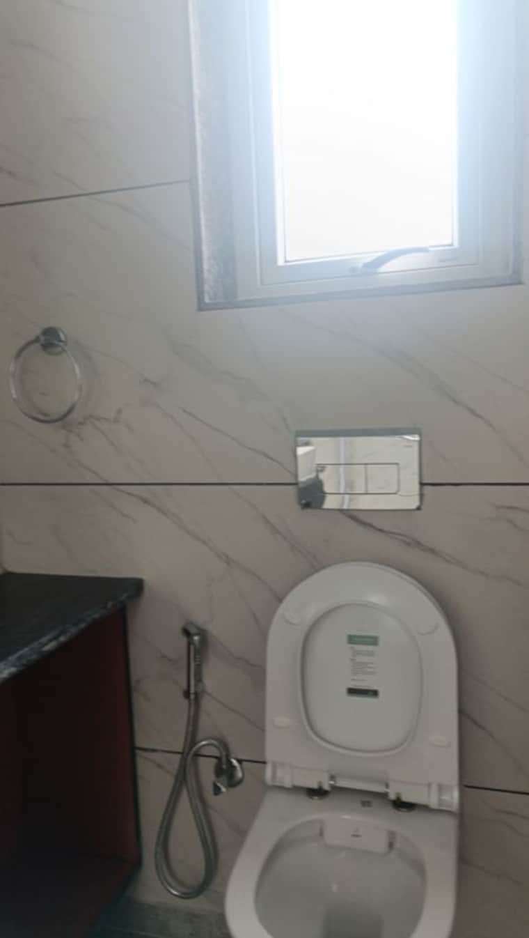 Bathroom, saket 3 Bedroom 1800 Sq.Ft. Builder Floor In Saket Delhi 10274764