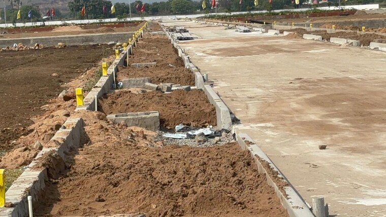 undefined, payakapuram  165 Sq.Yd. Plot In Payakapuram Vijayawada 10274768