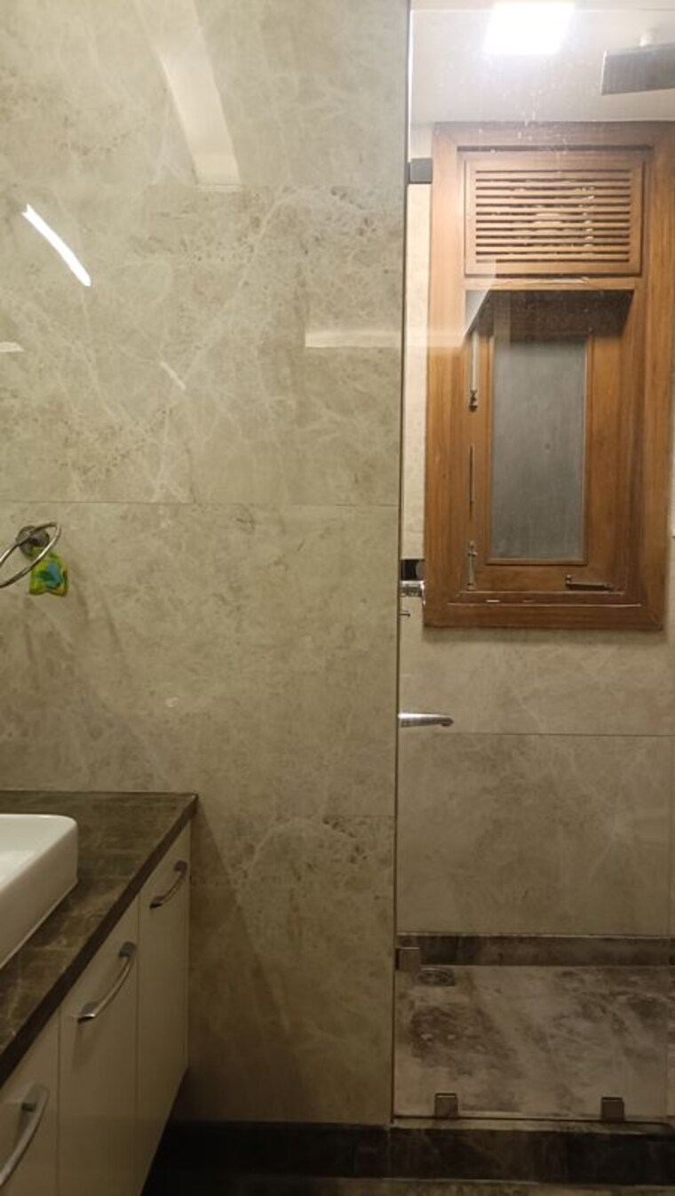 Bathroom, saket 3 Bedroom 2000 Sq.Ft. Builder Floor In Saket Delhi 10274767