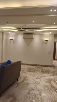 3 BHK + Pooja Room,Study Room Builder Floor For Rent in Saket