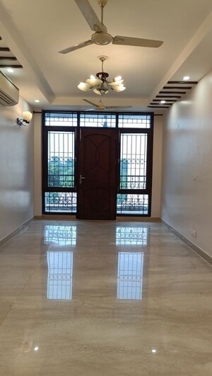 3 BHK Builder Floor For Rent in Shivalik Colony