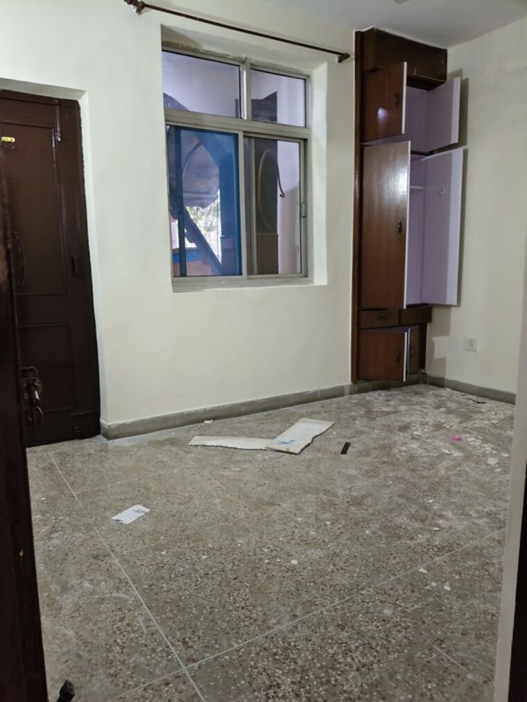 Room, ip extension 3 Bedroom 1250 Sq.Ft. Apartment In Ip Extension Delhi 10274790