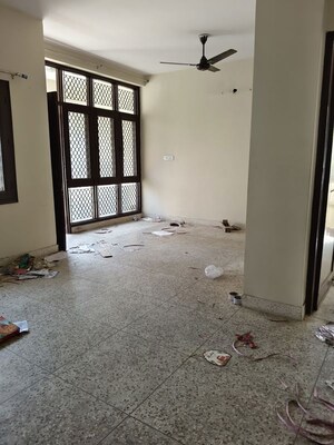 Room in 2 BHK Apartment at Ip Extension – for Sale