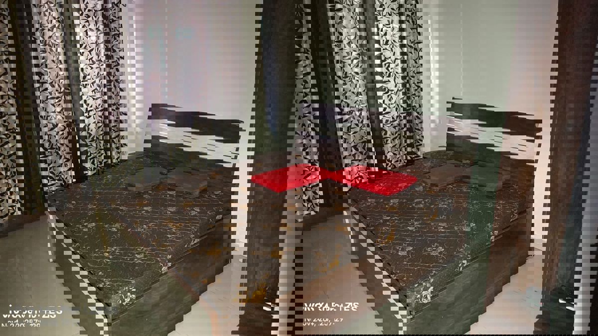 1 BHK 600 Sq.Ft. Builder Floor in Risland Sky Mansion