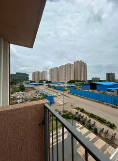 3 BHK + Study Room Apartment For Rent in Godrej Boulevard