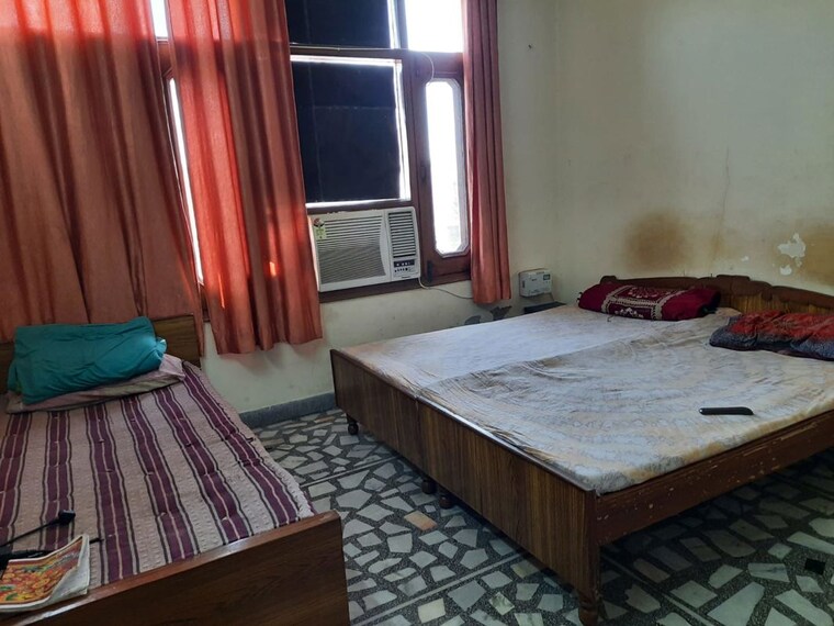 Bedroom, sector 43 2 Bedroom 1000 Sq.Ft. Builder Floor In Sector 43 Chandigarh 10274817