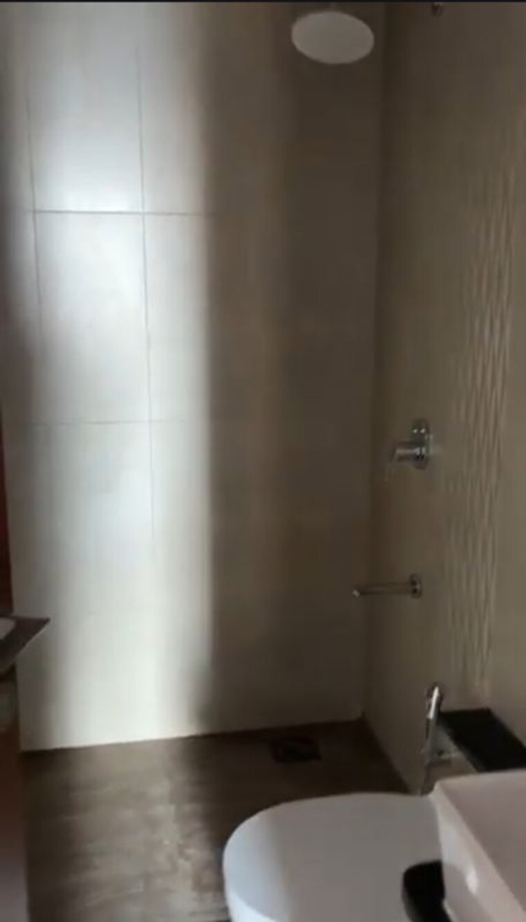 Bathroom, vilas-javdekar-yashwin-enchante 2 Bedroom 730 Sq.Ft. Apartment In Kharadi Pune 10274821