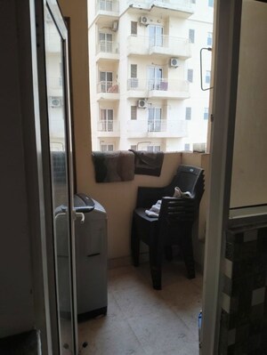 Kitchen in 3.5 BHK Apartment at Aditya Celebrity Homes, Sector 76 – for Rent