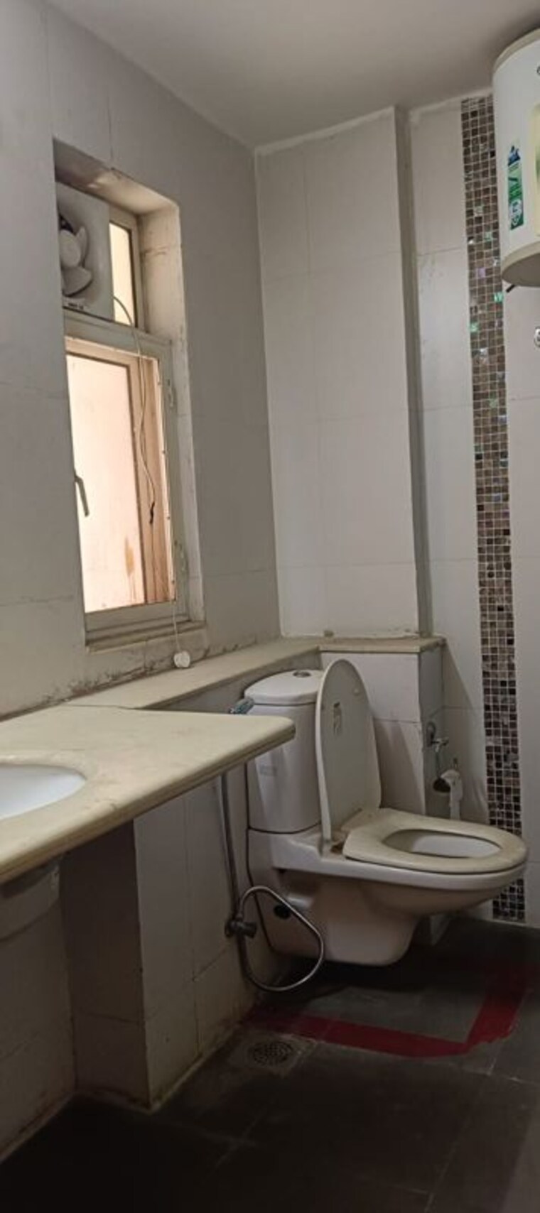 Washroom, eros-wembley-estate 2 Bedroom 1040 Sq.Ft. Apartment In Sector 50 Gurgaon 10274841