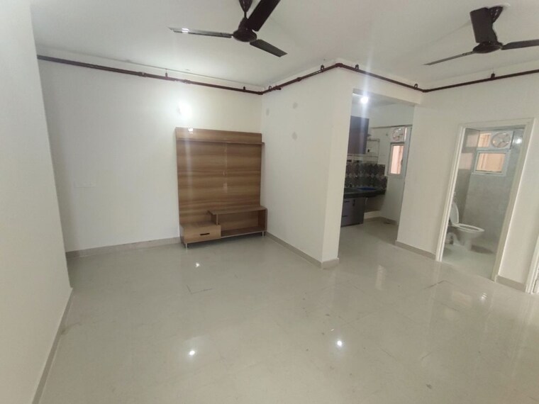 Room, signature-global-proxima 2 Bedroom 645 Sq.Ft. Apartment In Sector 89 Gurgaon 10274861