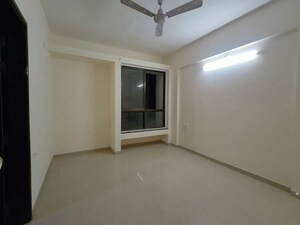 Room in 3 BHK Apartment at Nyati Environ, Tingre Nagar – for Rent