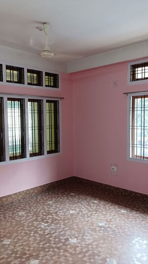 Room in 2 BHK Villa at Six Mile – for Rent
