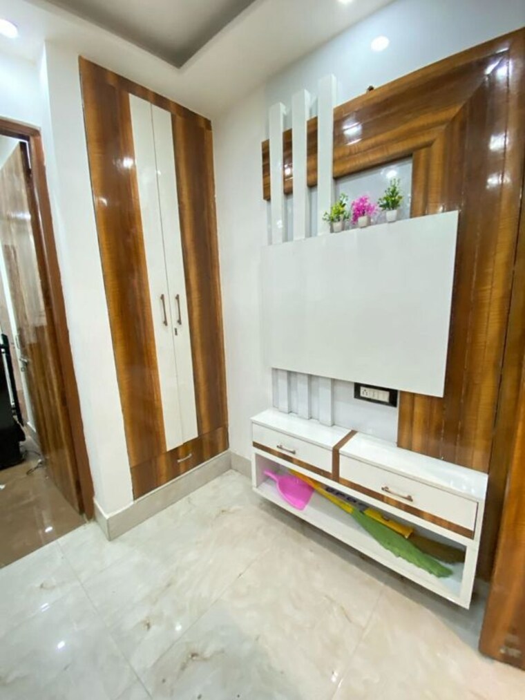 Bedroom, uttam nagar west 2 Bedroom 2150 Sq.Yd. Builder Floor In Uttam Nagar West Delhi 10274942